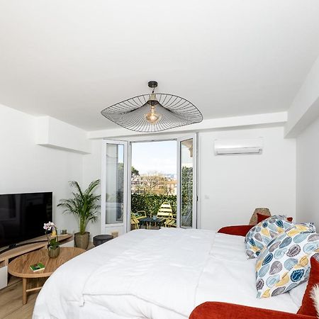 Superbe T2 Juan Les Pins 300M Des Plages Antibes Exterior foto