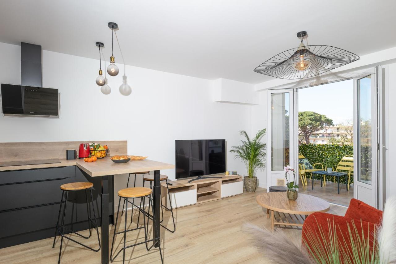 Superbe T2 Juan Les Pins 300M Des Plages Antibes Exterior foto